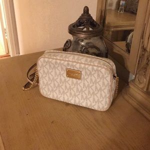 MK Michael Kors Crossbody bag